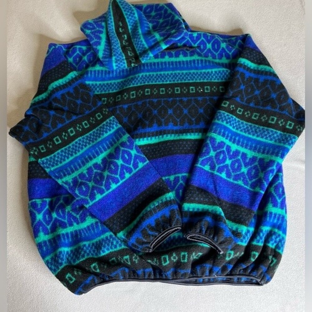 Vintage Northern Territories Sunbuster  hooded  Size L/XL Made In Usa